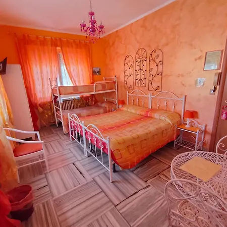 Serenella Otel 2*