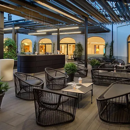 Hotel Nh Collection Santo Stefano 4*