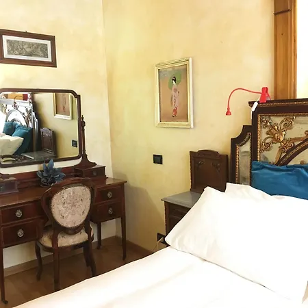 Garibaldi Apartment