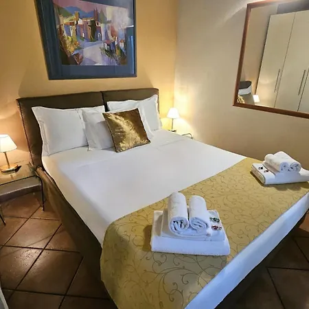 Loger Confort & Apartahotel 4*
