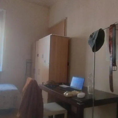 Homestay The Garden House 1room In Shared