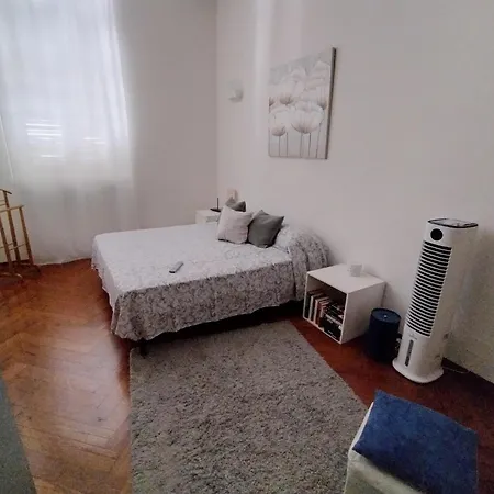Spazio Q16 Quadrilatero Turín