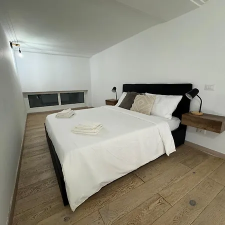Couette-café Intero Loft Di Lusso A Porta Nuova -