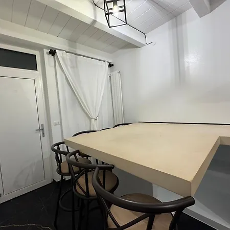 Intero Loft Di Lusso A Porta Nuova - Couette-café Turin