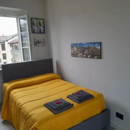 Vincent House Apartment *