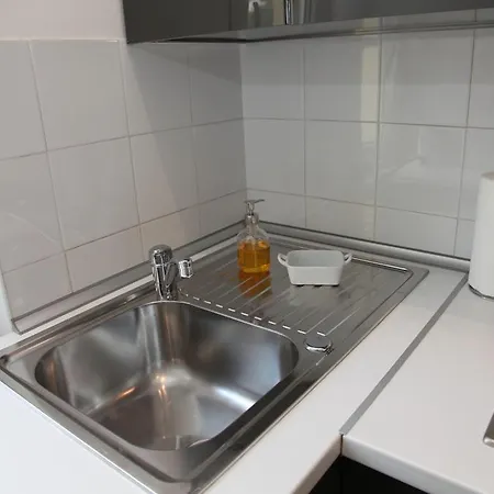 Elena Appartement *