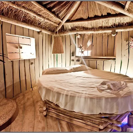 موتيل Sixlove Gate Lanza (adults Only) *