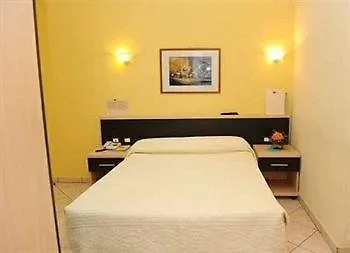 Hotel Lo Scudiero 3*