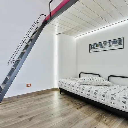 Littleandcosy