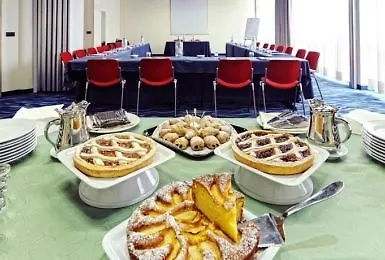 Holiday Inn Turin South Hotel 4*