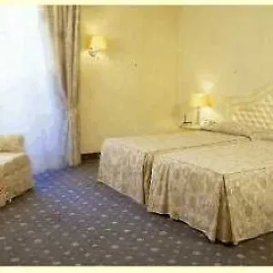 Nh Ligure Otel 4*
