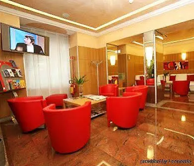 Le Petit 3* Turín