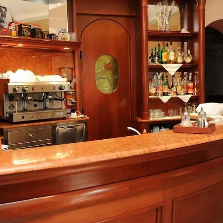 Hotel Lo Scudiero 3*