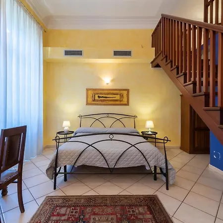 Bed and breakfast Station 2*