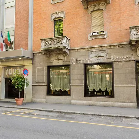 Royal Centro Congressi ホテル 4*
