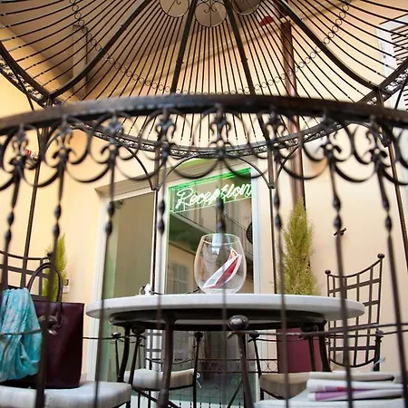 Santa Giulia E Aparthotel