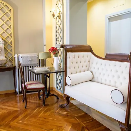 La Luna E I Falo Luxury Oda ve Kahvaltı Torino
