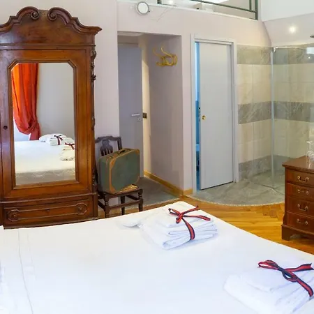 La Luna E I Falo Luxury Oda ve Kahvaltı Torino