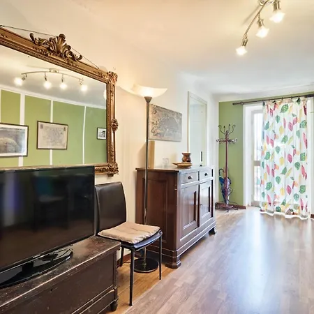 Central Apartment דירה